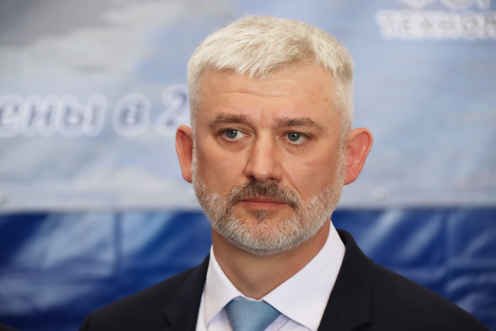 Генеральный директор ГТЛК Евгений Дитрих отмечает юбилей
