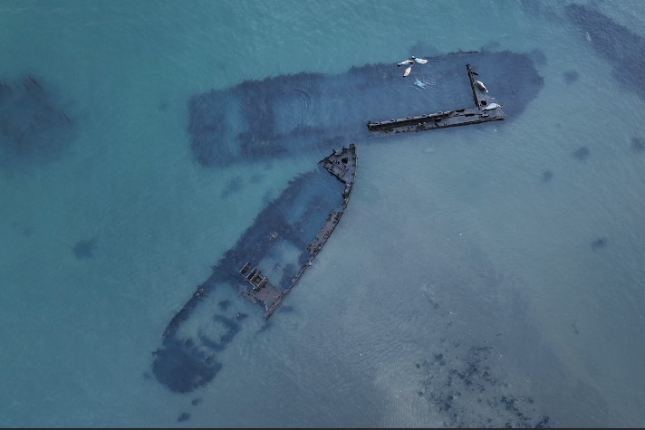 На внутренних водных путях утилизируют затонувшие суда