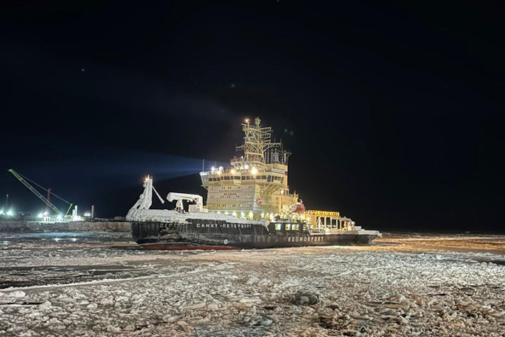 34 ледокола 'Росморпорта' будут задействованы для проводки судов в замерзающих морских портах России