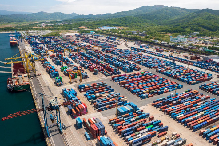 Стивидорный холдинг Global Ports подвел итоги работы за полгода