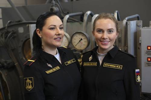 Девушки на боевом корабле: в российском ВМФ появился первый женский экипаж