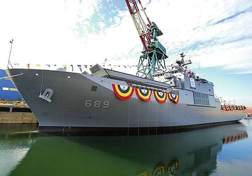 Южнокорейские ВМС пополнились очередным танкодесантным кораблём