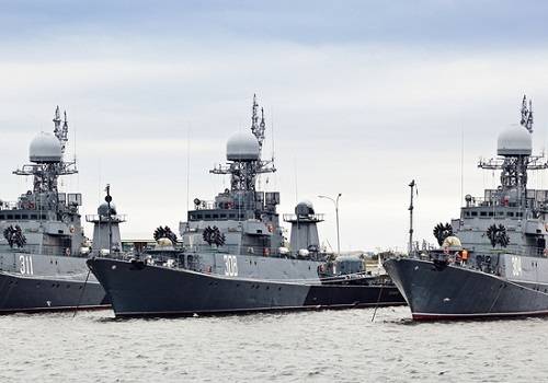 На Ленинградской военно-морской базе началась плановая контрольная проверка