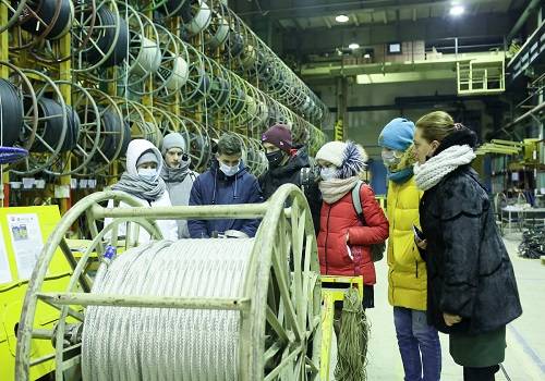 СПО 'Арктика' ознакомило учеников 'Северного Кванториума' со своим производством