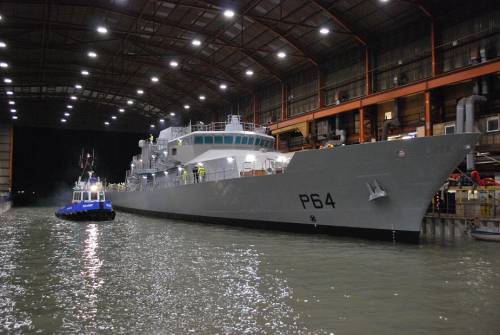 В Великобритании спустили на воду очередной сторожевой корабль для ВМС Ирландии
