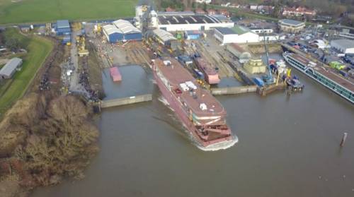 В Голландии спустили на воду круизное судно Celebrity Flora