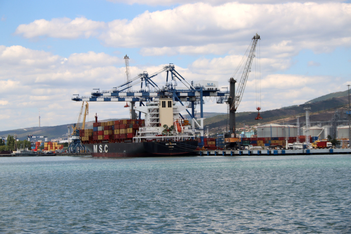 За 4 месяца грузооборот морских портов России вырос на 11,6%