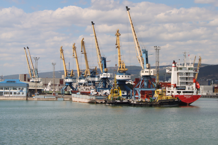 Грузооборот морских портов сохраняется на уровне 2021 года — Минтранс