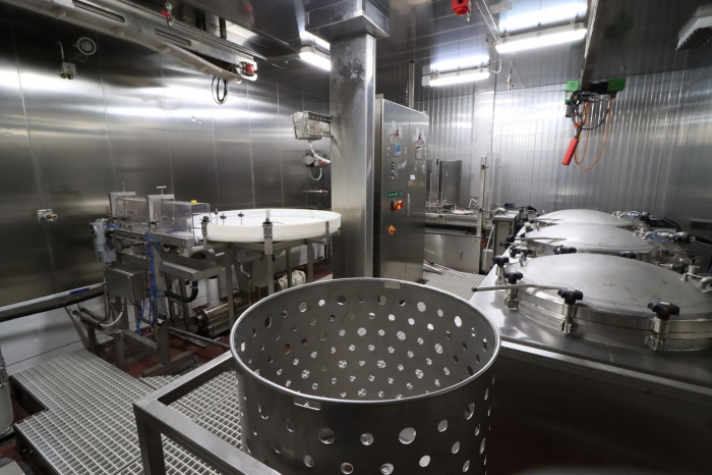 Парламентарии одобрили судовой прибрежный выпуск консервов из печени трески