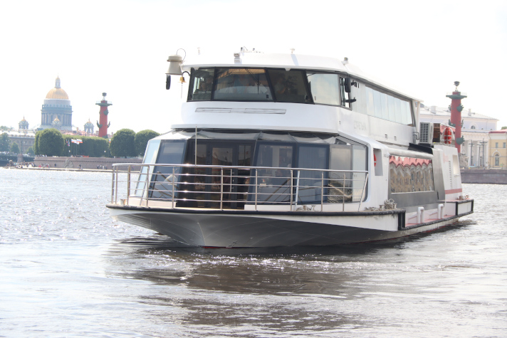 Электросуда идут на Дальний Восток