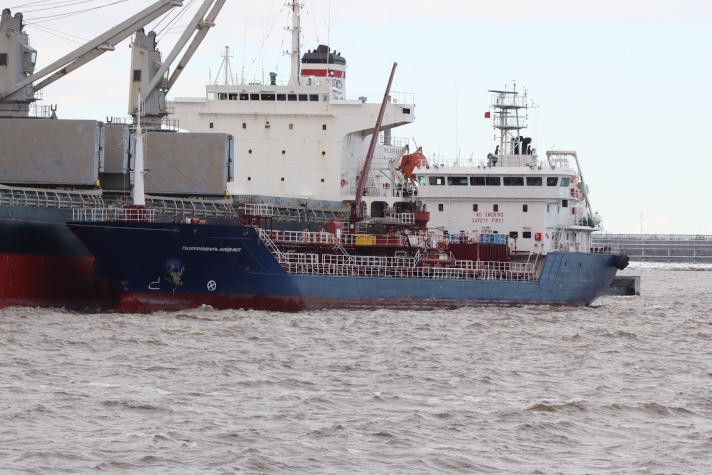 'Газпром нефть' выводит на рынок новое экологичное судовое топливо