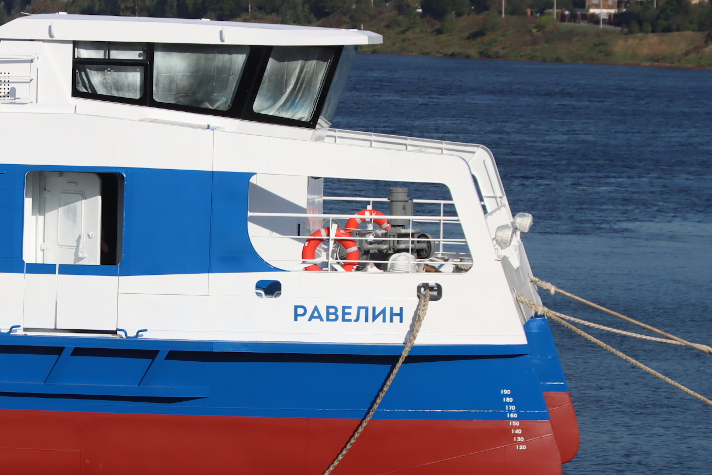 РС выдал комплект классификационных документов на катамаран 'Равелин'