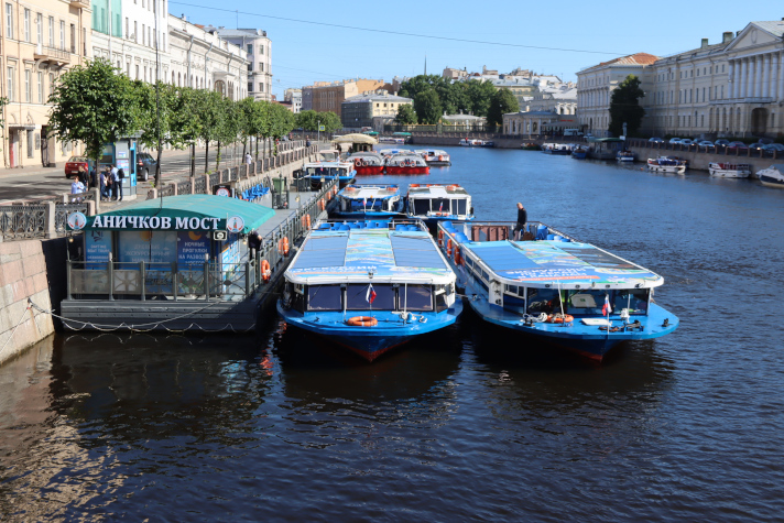 Администрация 'Волго-Балт' впервые приступает к содержанию водных путей в историческом центре Петербурга