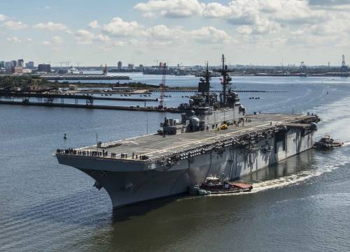 Американский корабль не зайдет в китайский порт из-за санкций против России