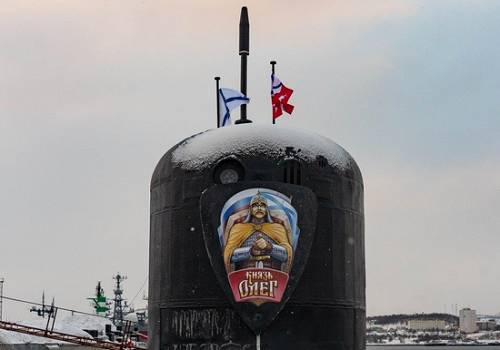 Подводный крейсер 'Князь Олег' прибыл на Северный флот