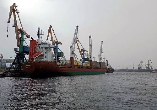  В Мурманском морском торговом порту завершилась зимняя арктическая кампания