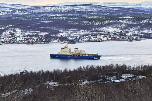 Ледокол 'Виктор Черномырдин' выходит на ледовые испытания в Арктику