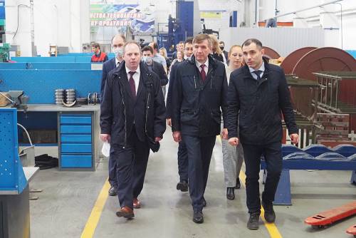 Вице-премьер Республики Татарстан посетил Зеленодольский завод