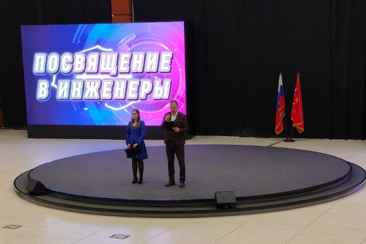 Адмиралтейские верфи приняли участие в посвящении школьников в юные судостроители