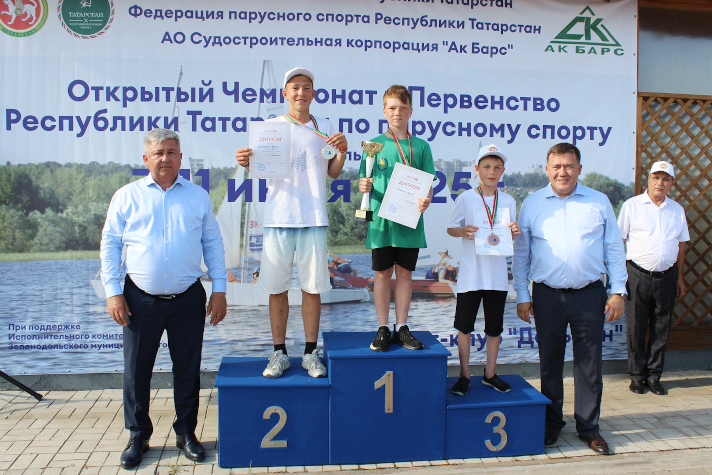 Корабелы 'Ак Барса' поддержали соревнования по парусному спорту