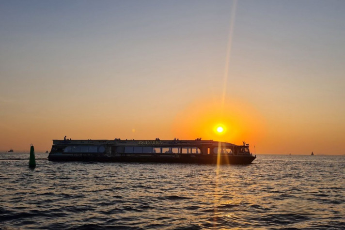 Группа 'Астра Марин' увеличила число круизных маршрутов в Санкт-Петербурге