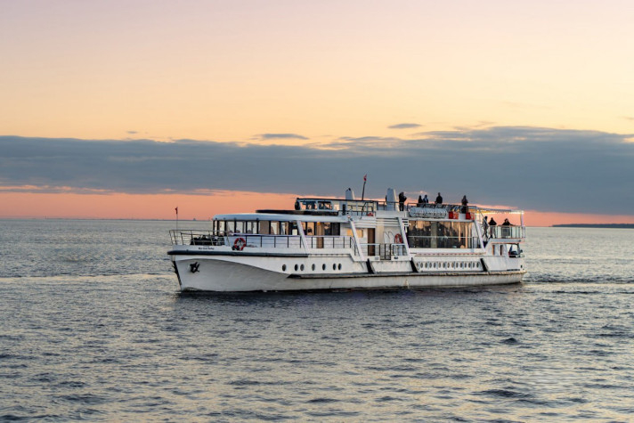 'Астра Марин' запустит в Петербурге зимние прогулки на модернизированном теплоходе-ресторане