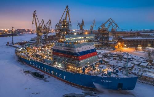'Макаровка' начала подготовку экипажа для ледокола 'Арктика'