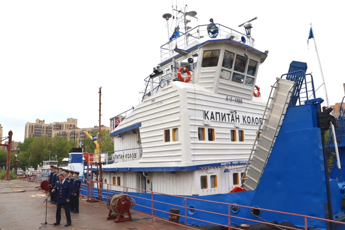 Теплоход Енисейского пароходства получил имя 'Капитан Колов'