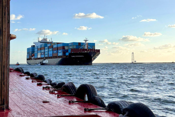 Fesco нарастила контейнерные перевозки между Китаем, Индией и Санкт-Петербургом на 16%