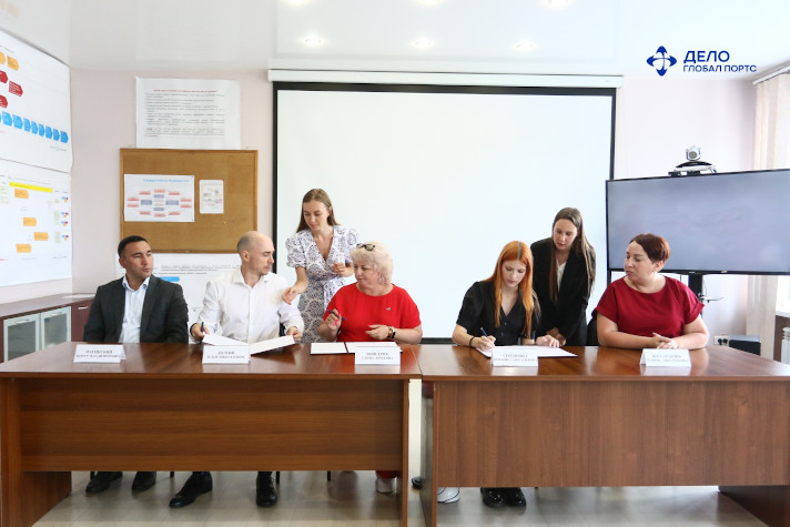 В Приморье при поддержке 'Глобал Портс' открылось новое направление подготовки специалистов транспорта
