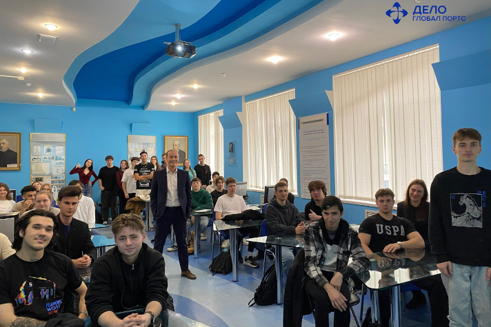 'Глобал Портс' провёл серию профориентационных занятий в 'Макаровке'
