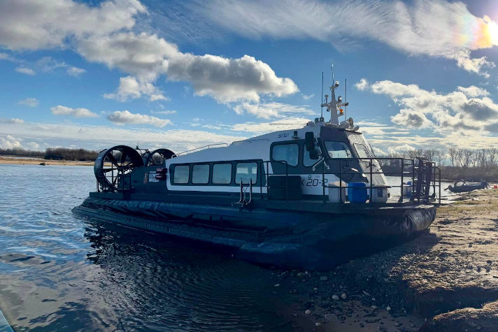 Нижегородская верфь 'Галс' передала ГТЛК два судна на воздушной подушке проекта 'Спутник-20'