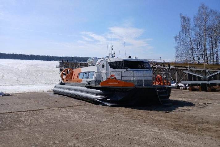 ГТЛК передала в лизинг судно на воздушной подушке 'Волжский-2'
