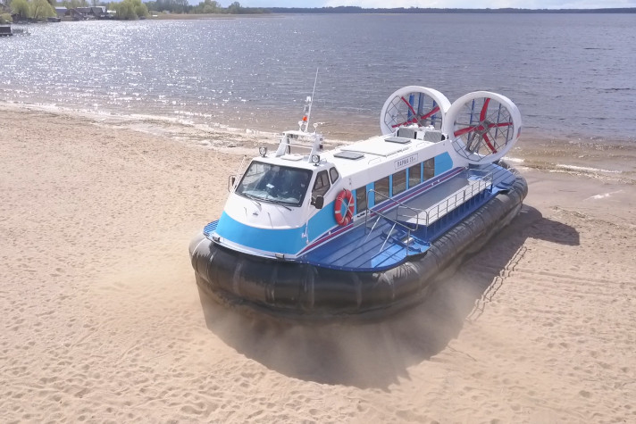 В Ленинградской области построены два СВП 'Нептун 23' для Селигера