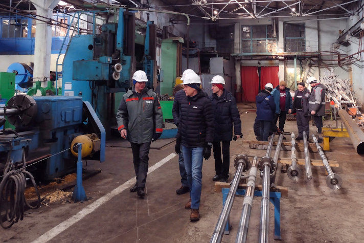 Хабаровский судостроительный завод посетили потенциальные заказчики буксиров