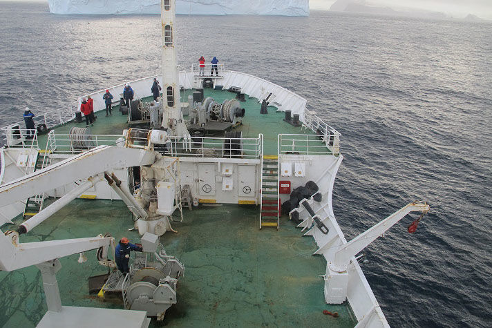 Экспедиция Института океанологии изучит глубоководные течения западной Атлантики