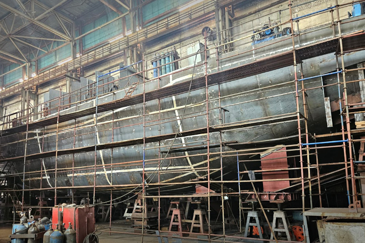 Завершено формирование корпуса ледокольного буксира 'Нарвская застава'