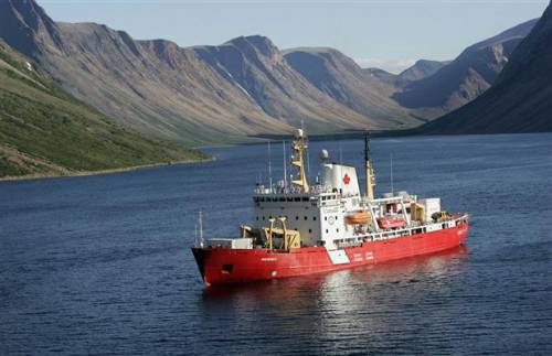 Для обновления флота ледоколов Канада привлечет мировых лидеров в проектировании