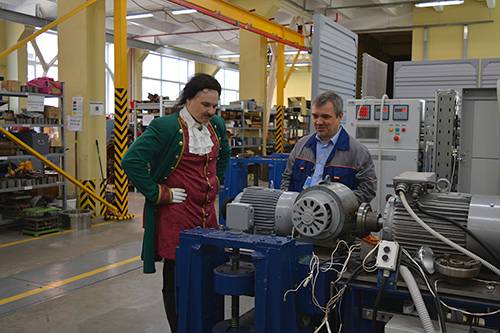 'Царь Петр' посетил Кронштадтский морской завод