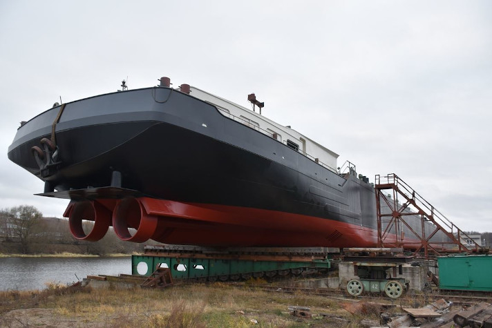 'Костромская верфь' построит две баржи для судоходной компании 'АРК'