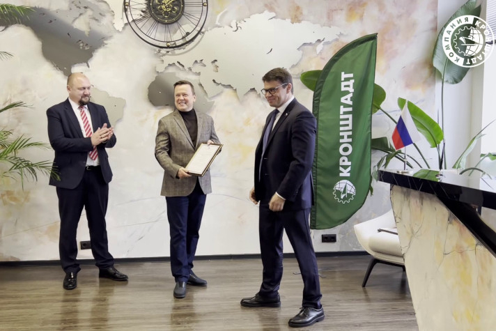 Госдума отметила поставщика судового и промышленного оборудования компанию 'Кронштадт'