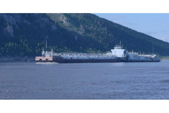 В Ленском пароходстве прокомментировали инцидент с танкером 'Ерофей Хабаров'