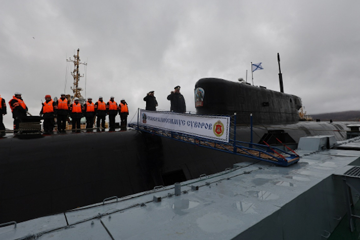 Подводный крейсер 'Генералиссимус Суворов' завершил переход с Северного флота на Камчатку
