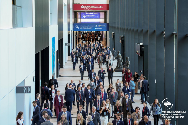 Первый Международный транспортно-логистический форум объединил более 6 тысяч участников из 82 стран