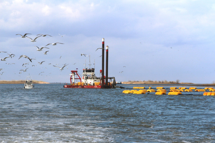 Дноуглубительные работы на Волго-Каспийском морском судоходном канале начнутся 1 апреля