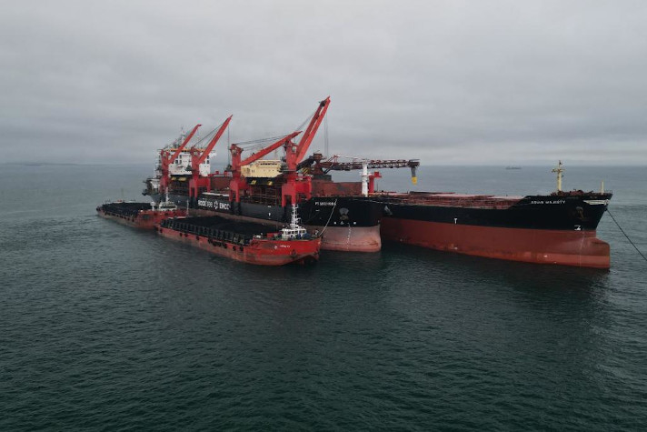 Угольный морской порт Шахтерск возобновил перевалку грузов на экспорт