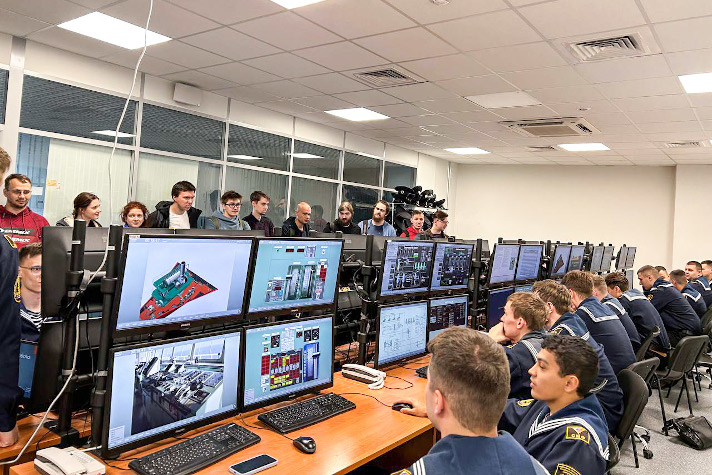Во Владивостоке завершила работу научно-образовательная школа по морской робототехнике