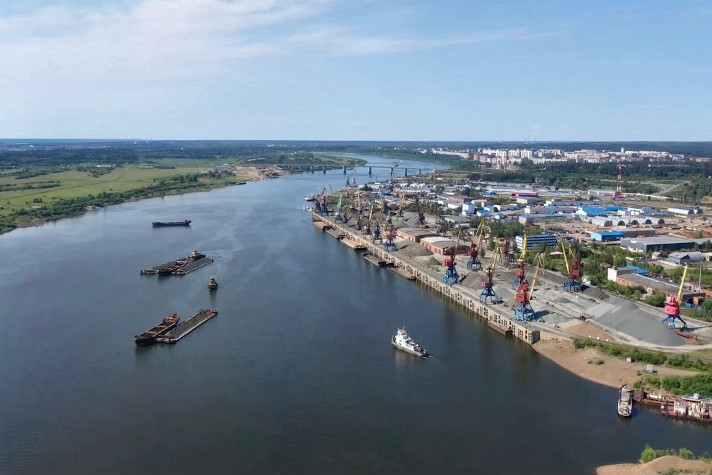 Мультимодальные логистические центры в Омской области будут развивать на базе двух речных портов