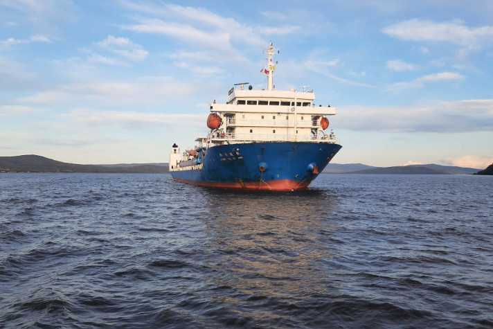 Китайское судно выполняет тестовый рейс по российским внутренним водным путям Нижнего Амура