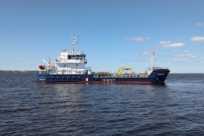 'Копорье' первым среди служебно-вспомогательного флота получило свидетельство автономного судна